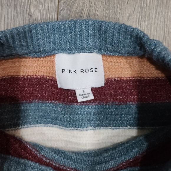 Women's Pink Rose Cropped Striped Sweater Large - Picture 3 of 3
